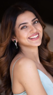 काशिका कपूर की भाषाएँ बनीं उनकी सबसे बड़ी ताक़त