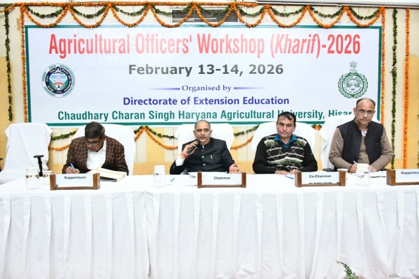 कृषि चुनौतियों से निपटने के लिए शोध एवं विस्तार का बेहतर समन्वय ज़रुरी: प्रो. बलदेव राज काम्बोज