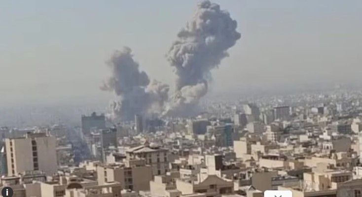 आंध्र प्रदेश में मौत का तांडव: पटाखा फैक्ट्री में भीषण विस्फोट, 18 मजदूरों की मौत से दहला काकीनाडा