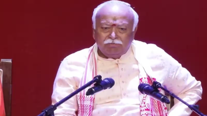 आरएसएस प्रमुख मोहन भागवत का मुंबई में ऐतिहासिक संबोधन: 'जेन-जी' के प्रदर्शन जायज, चीन-पाकिस्तान और समलैंगिक विवाह पर रखी बेबाक राय