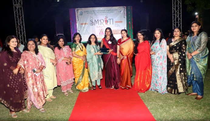 सांस्कृतिक कार्यक्रम विद्यार्थियों की प्रतिभा को सृजनात्मक मंच देते है - डा. वंदना बिश्नोई