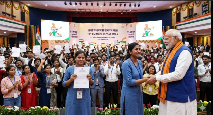 19वां रोजगार मेला: पीएम मोदी ने बांटे 51,000 नियुक्ति पत्र