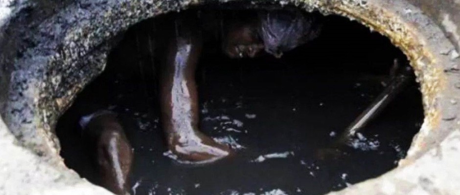 अशोक विहार में जहरीली गैस से सफाई कर्मचारी की मौत, तीन की हालत गंभीर