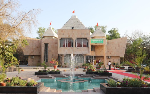 संस्कृत से संस्कार तक: GJUST में भारतीय ज्ञान परंपरा के पुनर्जागरण का अभिनव अभियान
