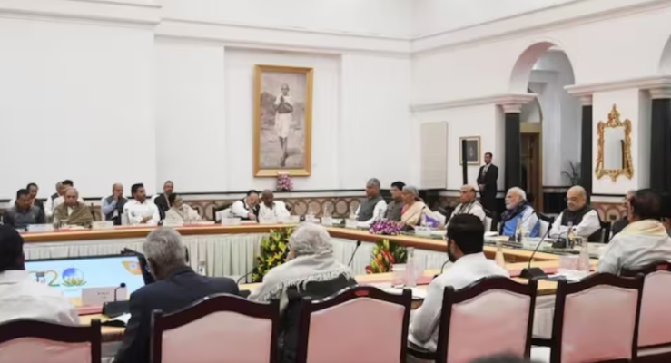 संसद के शीतकालीन सत्र से पहले सर्वदलीय बैठक: सुचारू कामकाज पर सहमति बनाने का प्रयास