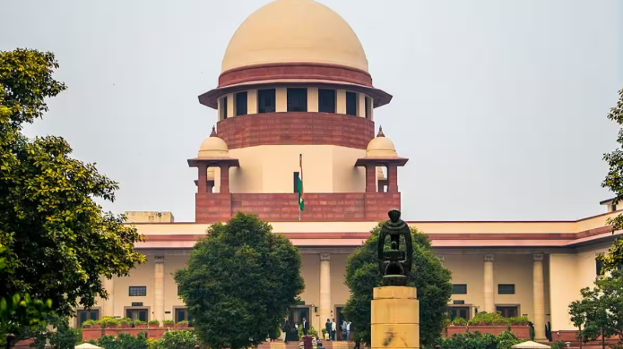 नीट-यूजी परीक्षा को ऑनलाइन या जेईई की तर्ज पर दो चरणों में कराने पर विचार: केंद्र ने सुप्रीम कोर्ट को बताया