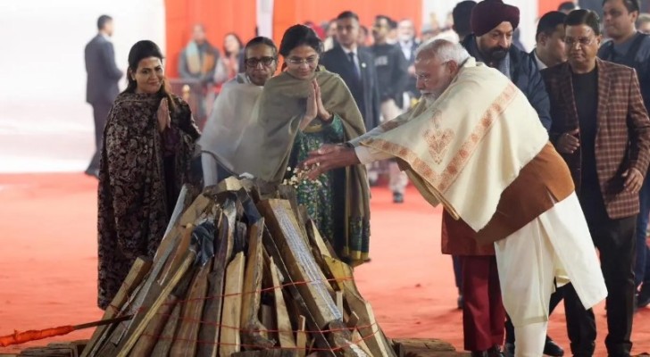 उत्तर भारत में लोहड़ी की धूम: राष्ट्रपति और प्रधानमंत्री ने दी देशवासियों को शुभकामनाएं