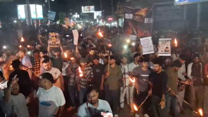सोशल मीडिया से सड़क तक: बिना फंड और बड़े नेताओं के रांची में कैसे खड़ा हुआ 'जंतर-मंतर'?