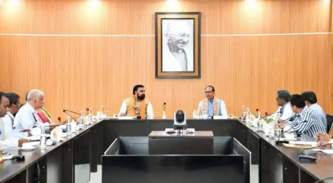 पटना में शिवराज सिंह चौहान: सम्राट चौधरी संग बैठक और खेत बचाओ अभियान की शुरुआत