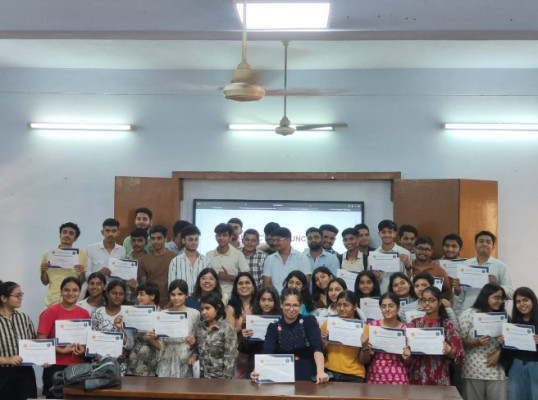 टी आई टी में चार सप्ताहीय ए आई कार्यशाला का समापन; 120 छात्रों को मिला कृत्रिम बुद्धिमत्ता का व्यावहारिक प्रशिक्षण