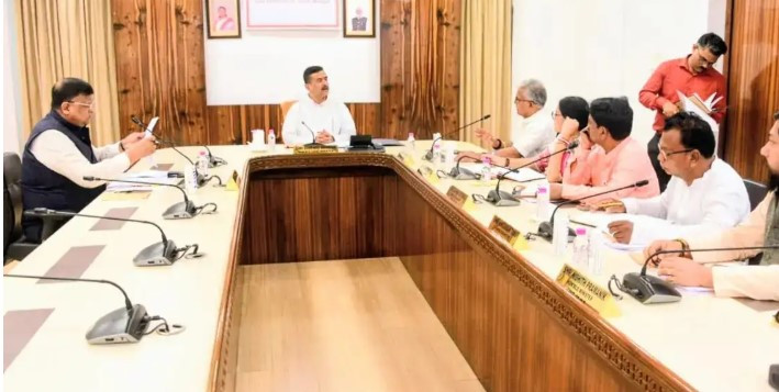 पश्चिम बंगाल कैबिनेट का ऐतिहासिक फैसला: 7वें वेतन आयोग के गठन को सैद्धांतिक मंजूरी, कर्मचारियों में भारी उत्साह