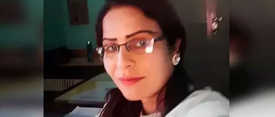 पाकिस्तानी सेना का वीडियो शेयर करने पर सीहोर की सरकारी टीचर सस्पेंड